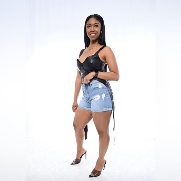 Top  - Picture 2 of 5